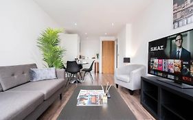 Haus Luxury City Centre Apartment - Secure Parking